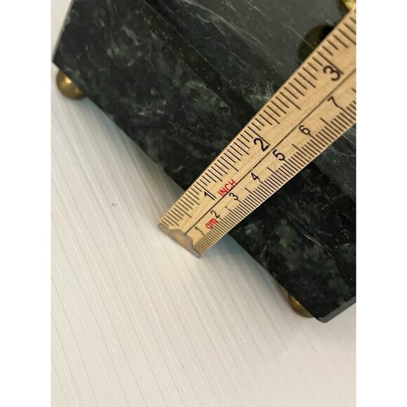Vintage Green Marble Stone Footed Jewelry Trinket Vanity Box Lidded Brass - Picture 9 of 10